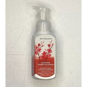 Bath and Body Works japanese Cherry Blossom gentle & Clean Foaming Hand Soap